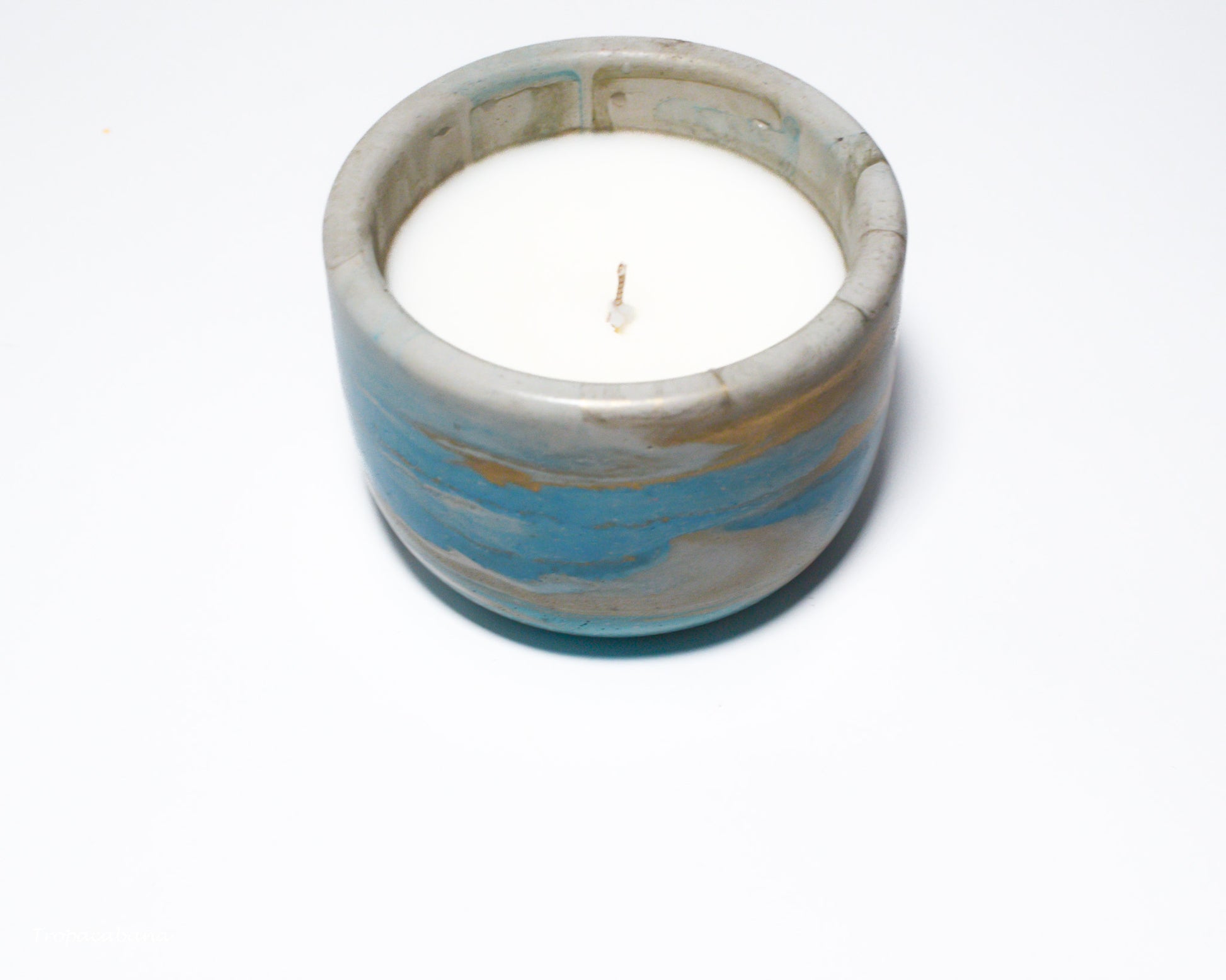 8 oz Handmade Concrete Aqua Dream Candle, in blue, aquamarine, ivory and copper tones, Vegan Candle, Luxury Candle, Coconut Wax Candle, Fragrance of the Ocean and Sand, TropaCabana, Inspired by the tropical beaches of Brazil
